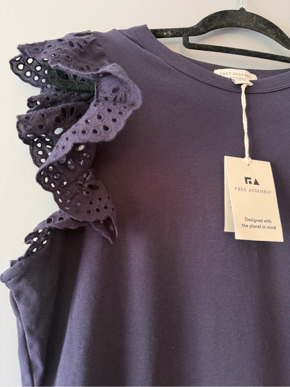 Free Assembly Navy Eyelet Ruffle Tank - Picture 2 of 6